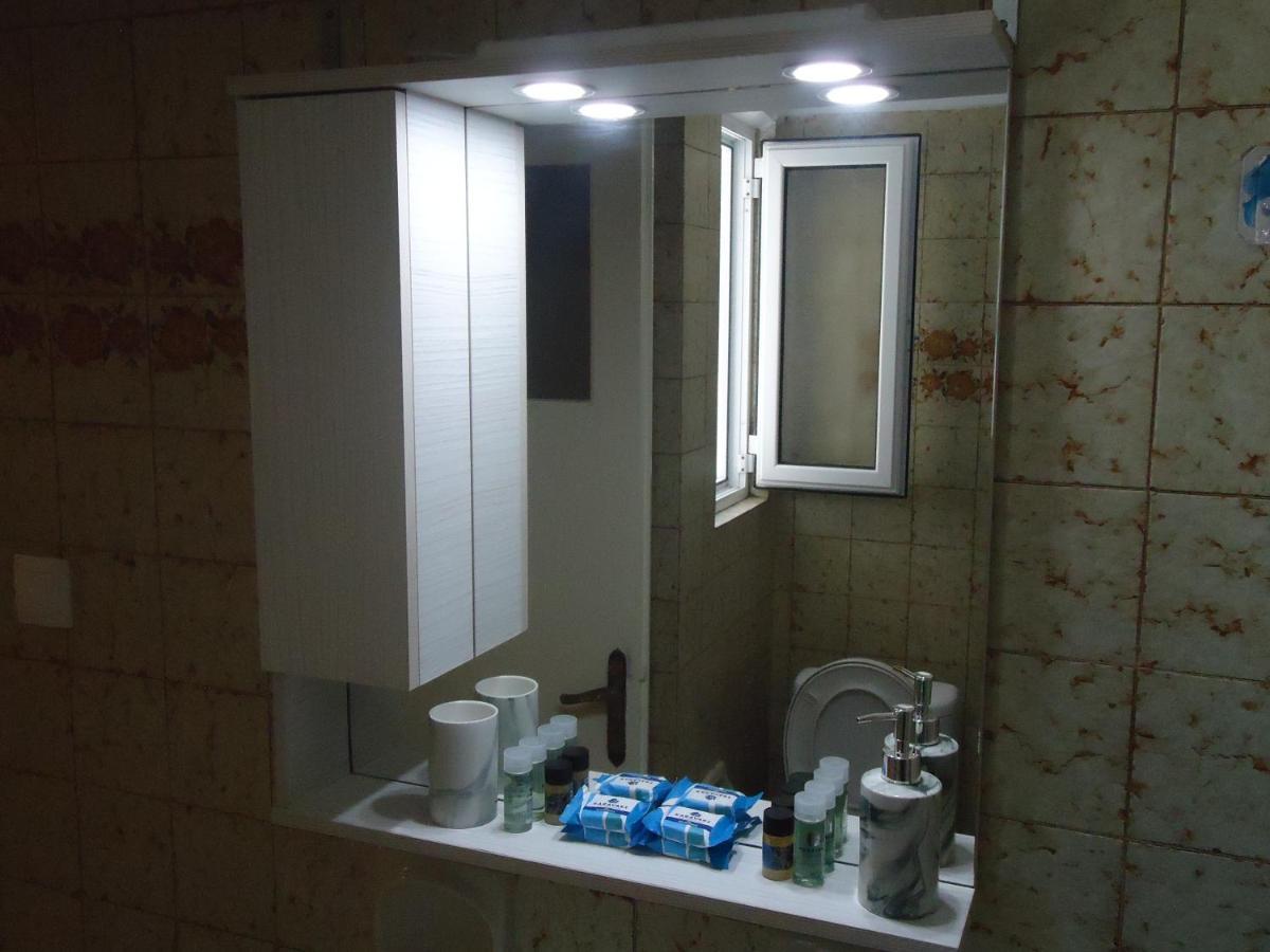 Original House Apartment Larissa Bagian luar foto