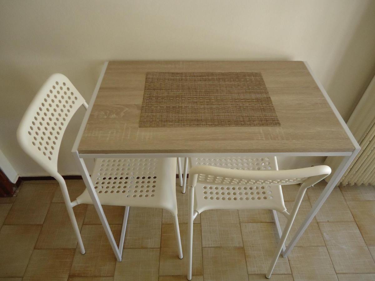 Original House Apartment Larissa Bagian luar foto